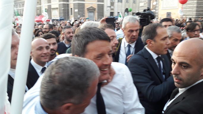 Renzi, contro di me "grande accozzaglia" da Berlusconi a Travaglio