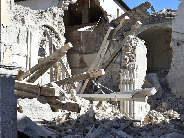 Terremoto: Renzi, ecco cosa farà il governo