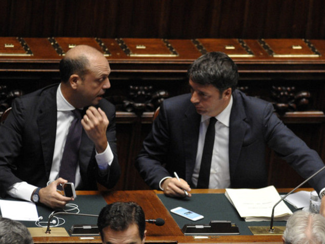 Renzi stoppa Alfano, no rinvio del Referendum