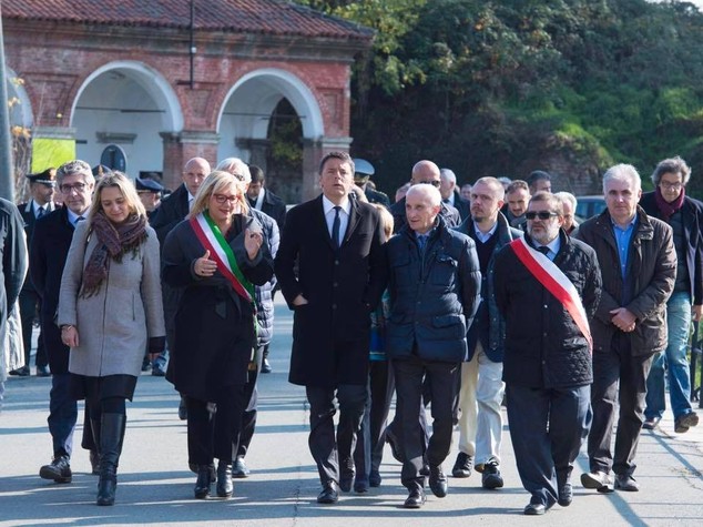 Niente foto del disabile, gaffe dello staff di Renzi su Facebook