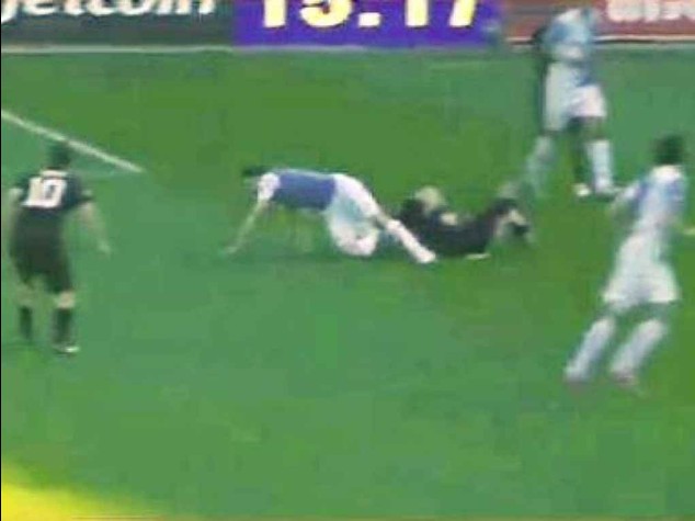 Calcio: Chievo, in serata Mattiello operato; stara' fermo 6 mesi - video