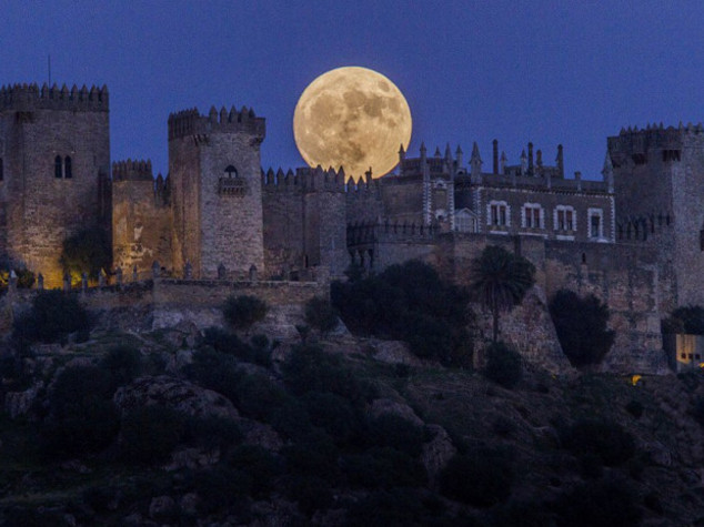 Stasera la Superluna: più brillante, grande e vicina