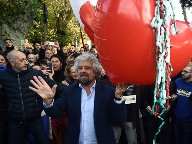 Perché Grillo voleva cambiare gruppo in Europa
