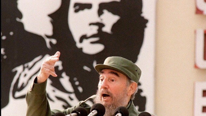 Fidel Castro: l'annuncio in tv, il gelo, la lunga notte di Cuba