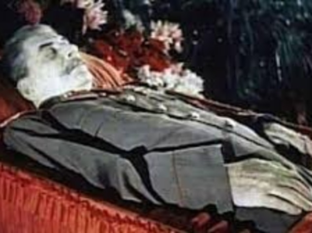 L'eresia di Fidel, capo comunista che non sarà imbalsamato
