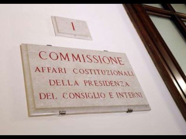 Riforme: governo battuto in commissione sui senatori a vita