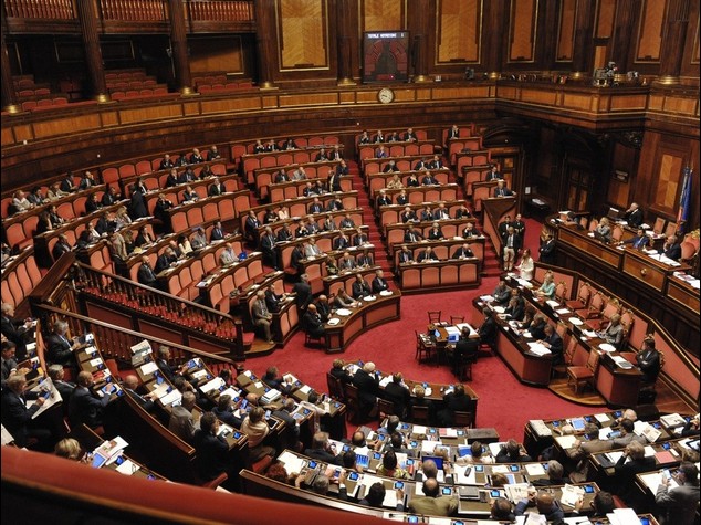 Riforme: insulti e gesti sessisti Bagarre in Aula tra senatori