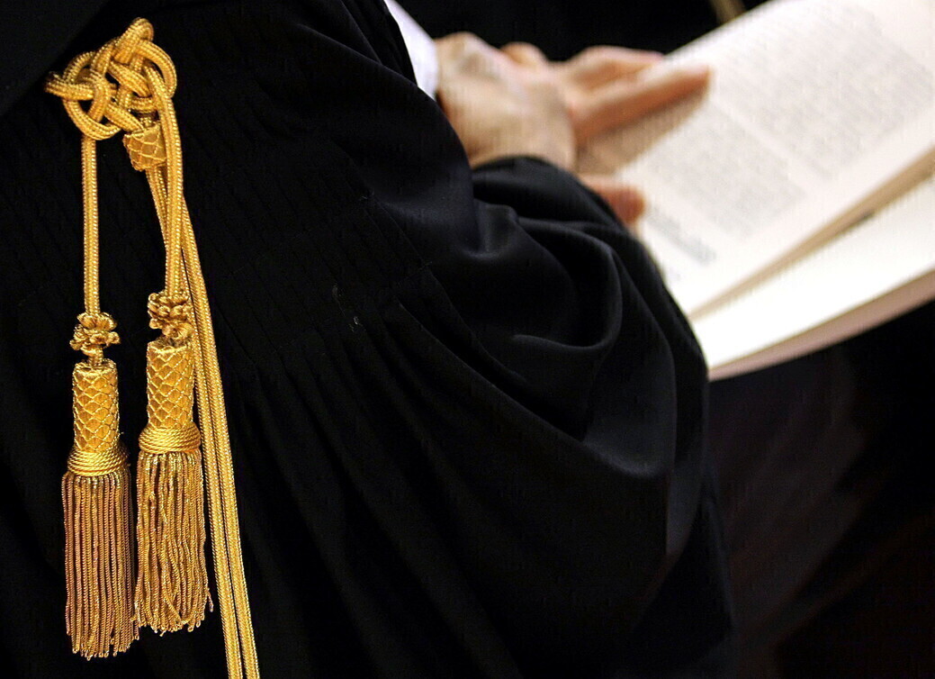 Il caso dei bambini tolti alla 'famiglia del bosco', nuovo scontro governo-magistratura