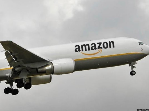La strategia di Amazon, un aeroporto per fare tutto da sola