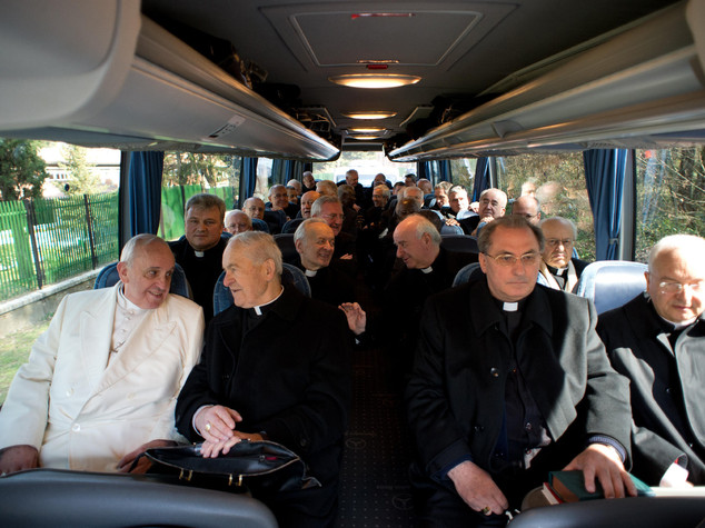 Quando fare gli esercizi spirituali ti fa diventare Papa. O cardinale. Oppure resti dov’eri