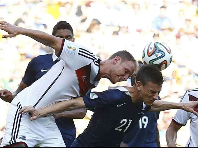 Francia ko, passa la Germania In campo Brasile-Colombia 2-1