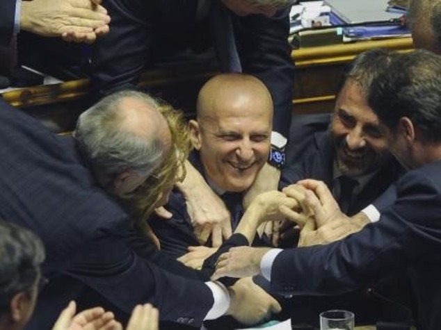 Minzolini conferma le dimissioni: “Non mi attacco alla poltrona”