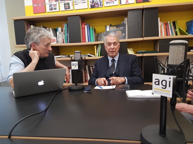 Pisapia: "Orlando è il miglior candidato per la segreteria Pd"