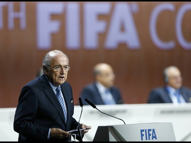 Tangenti: Blatter assolve la Fifa, "Colpevoli sono gli individui"