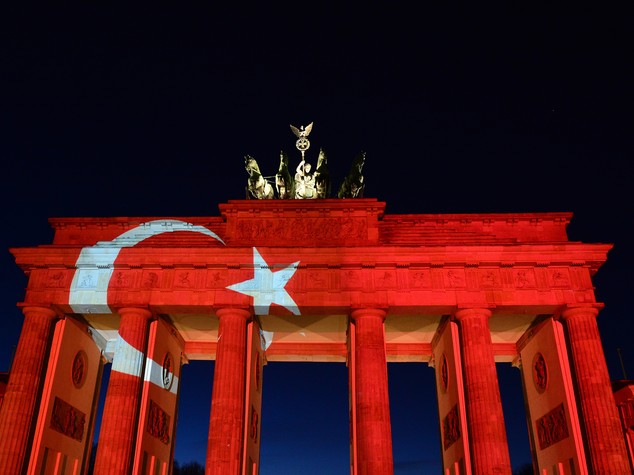 I turchi in Germania sotto la lente degli 007 di Ankara