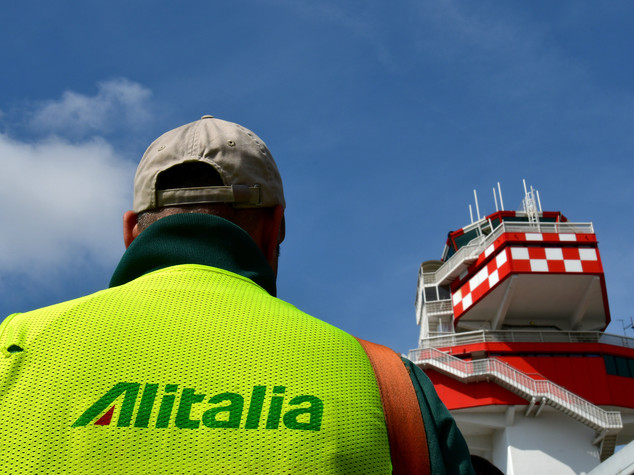 Ecco come Alitalia è diventata un pozzo senza fondo