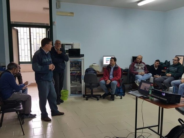 Trovare lavoro a Scampia grazie ad un computer. Un esperimento riuscito, il nostro