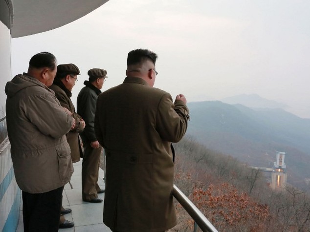 La minaccia di Pyongyang fa cilecca. Ma nessuno si illude che sia finita