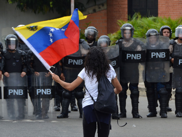 L'ultima carta contro Maduro è un referendum che il Venezuela non riconosce