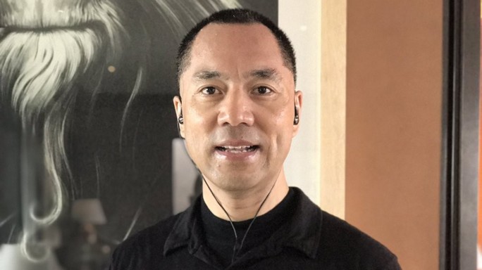 Il miliardario Guo accusa l'élite cinese. E ora è ricercato dall’Interpol