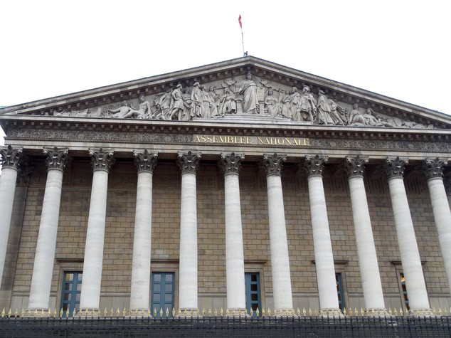 L'incognita della maggioranza e il voto decisivo delle legislative in Francia