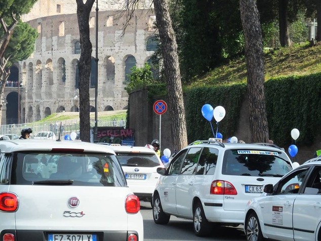 I tassisti volontari, sharing economy dal volto umano