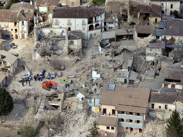 L'Aquila 16 anni dopo il terremoto dichiara il lutto cittadino