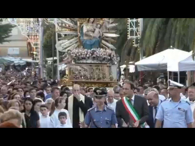 'Ndrangheta: altro inchino sospetto in processione. Parte l'inchiesta