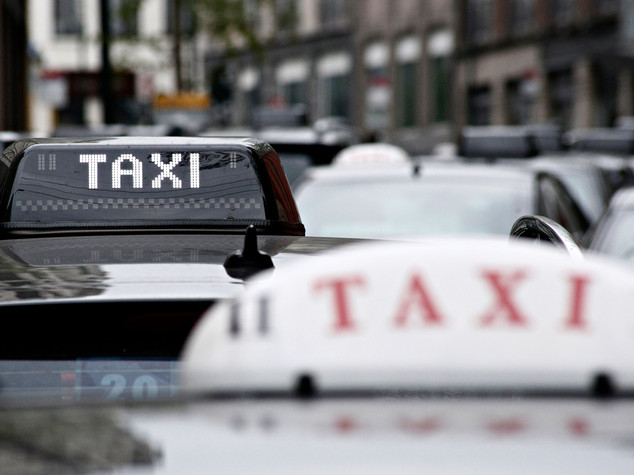 Innisfil, la città senza autobus che si sposta solo con Uber