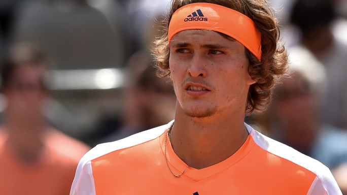 A Roma è nata una stella, Zverev travolge re Djokovic