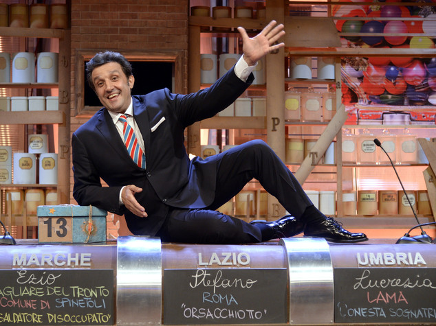Flavio Insinna chiede scusa. E' caccia al traditore