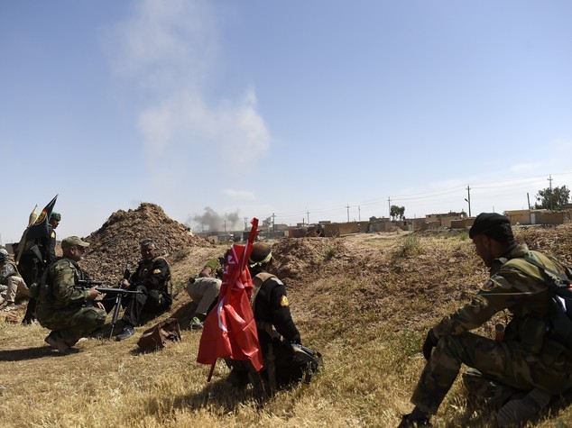 Così Macron dà la caccia ai foreign fighter in Iraq