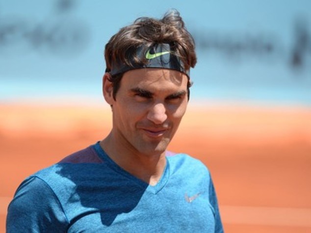 Ecco come fa Roger Federer a non invecchiare in campo