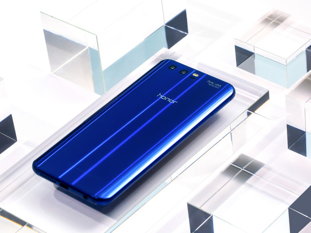 Perché esce uno smartphone nuovo ogni anno