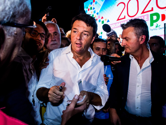Cosa è successo con il post di Renzi rimosso da Facebook