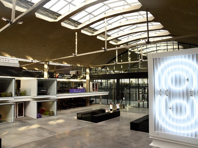 "Sulle startup in Italia solo proclami, la Francia abbraccia il futuro"