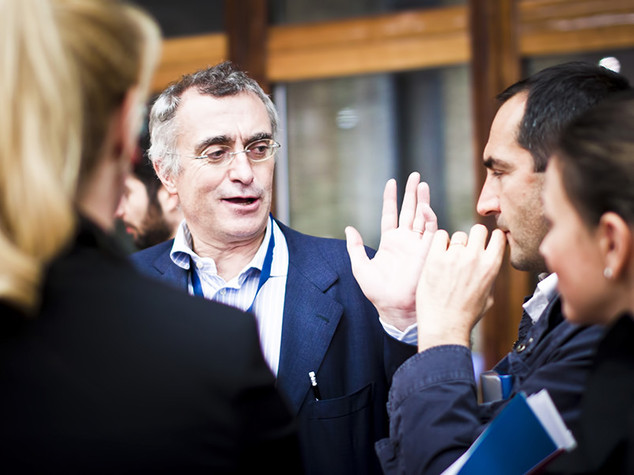 "Sulle startup stesse idee della Francia, ma loro le hanno realizzate"