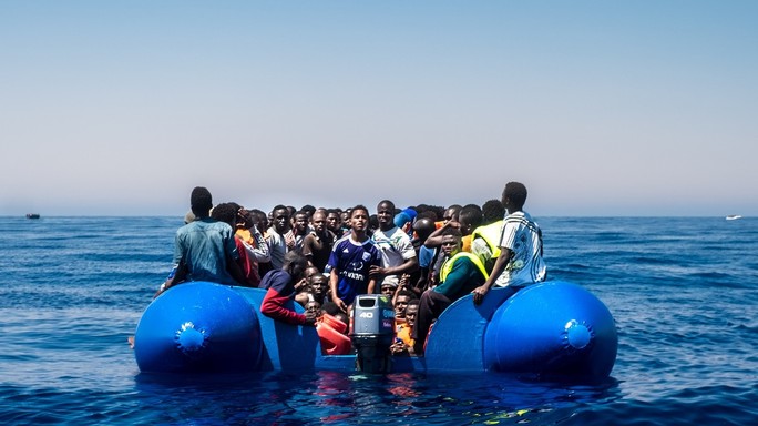 Il business dei migranti vale 400 milioni l'anno