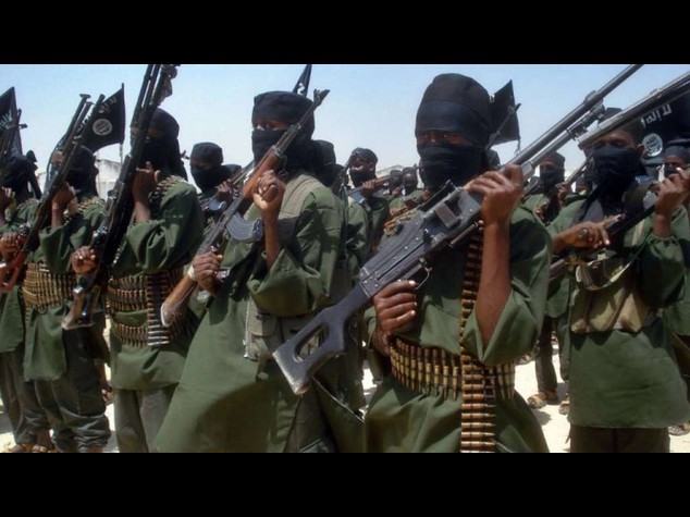 Kenya: Shebab rivendicano nuovo attacco sulla costa, 7 morti