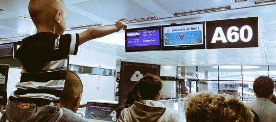 Malpensa nel caos, ma lo sciopero è illegittimo. L'ira dei viaggiatori sui social