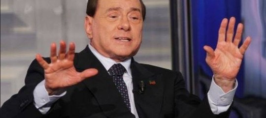 "Non mi piacciono le ricostruzioni autoassolutorie". Berlusconi risponde a Napolitano