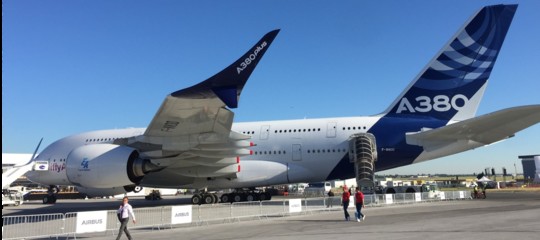 Le tre ragioni per cui Airbus riduce la produzione del suo gigante dei cieli