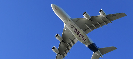 Le tre ragioni per cui Airbus riduce la produzione del suo gigante dei cieli