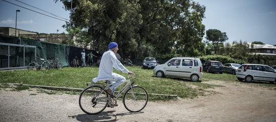 Ricordate la storia del pugnale sikh vietato dalla Cassazione? Non è mica finita...