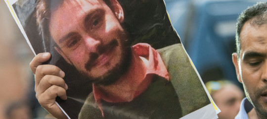 Perché il governo italiano vuole rimandare l'ambasciatore in Egitto. Il Caso Regeni sui giornali