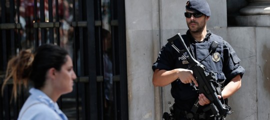 Cosa sappiamo dell'attentato di Barcellona, il giorno dopo