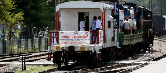 In India per debellare le zanzare si sono inventati il "Treno Terminator"