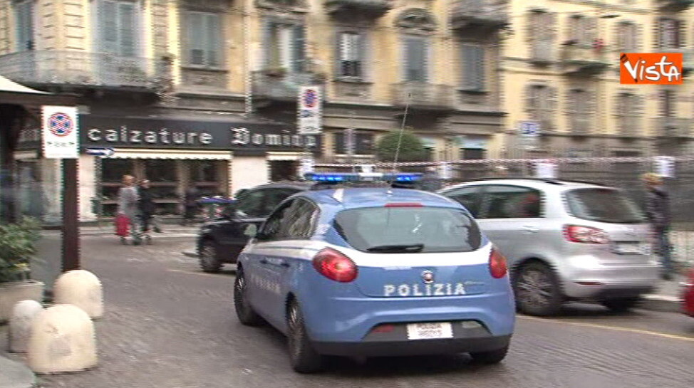 Torino: donna 39enne strangola figlia di 13 anni poi si uccide