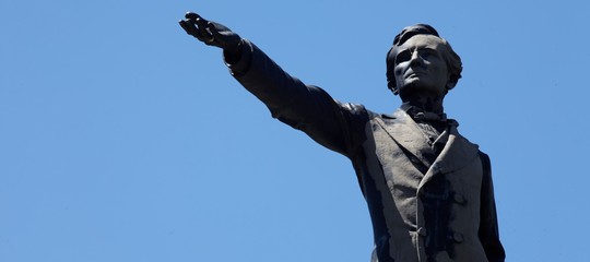 Le reazioni dei discendenti del generale Lee dopo la rimozione delle sue statue