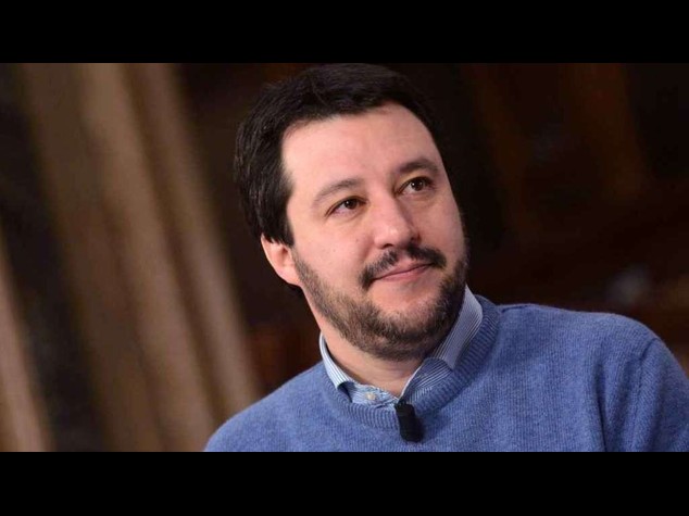 Salvini, "Renzi istiga al razzismo"